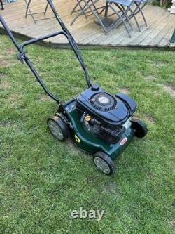 Webb WER410SP Classic 41cm Self-Propelled Petrol Lawn Mower