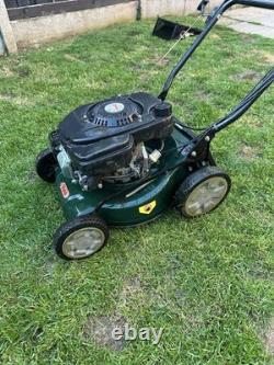 Webb WER410SP Classic 41cm Self-Propelled Petrol Lawn Mower