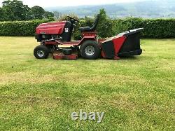 Westwood T1600 Ride-on Mower with Grass Collector